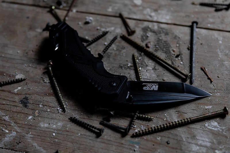 Smith & Wesson M&P SWMP11B سكين قابلة للطي من الفولاذ المقاوم للصدأ عالي الكربون بطول 8.9 بوصة مع شفرة بزاوية 3.8 بوصة ومقبض من الألمنيوم للاستخدام الخارجي، التكتيكي، البقاء وEDC، مقاس واحد، أسود - Image 4